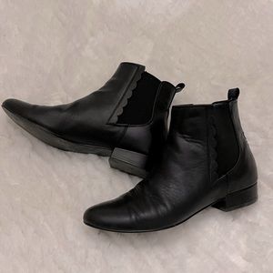 Black leather ankle boots, Banana Republic, size 8